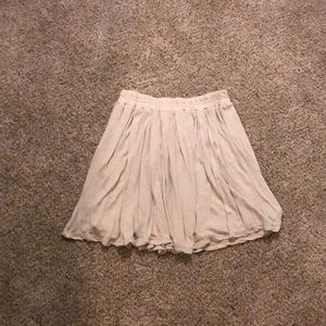 Brandy Melville tan pleated skirt